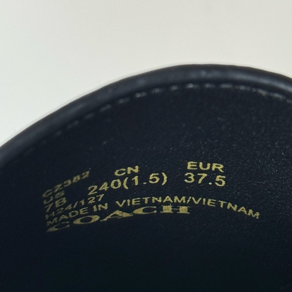 coach black leather loafters - Picture 4 of 4